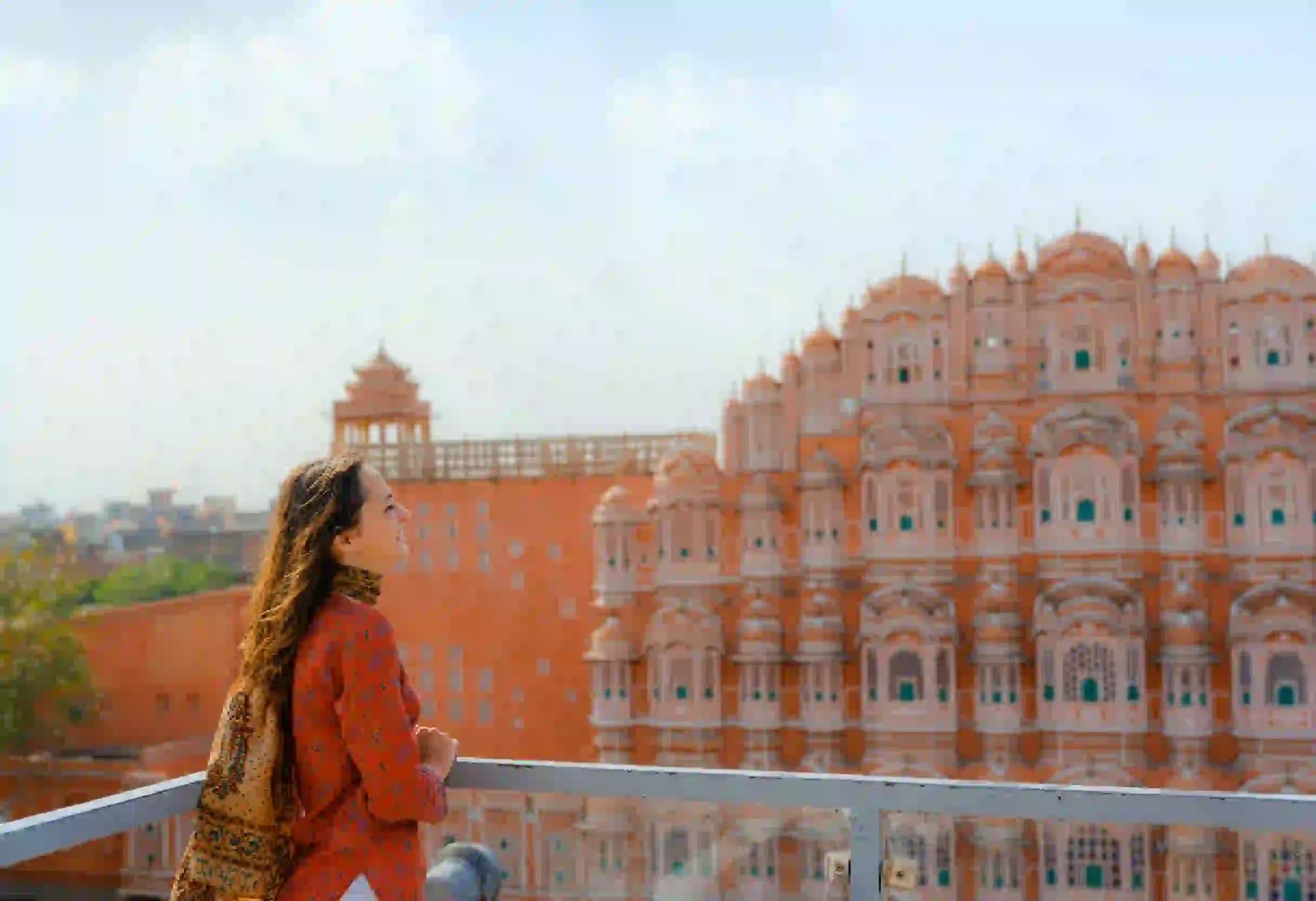 una donna a Rajasthan india , cosa vedere in india del nord  una donna a Rajasthan india , cosa vedere in india del nord
