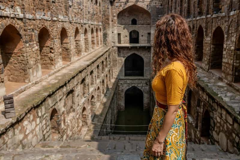 tourImage